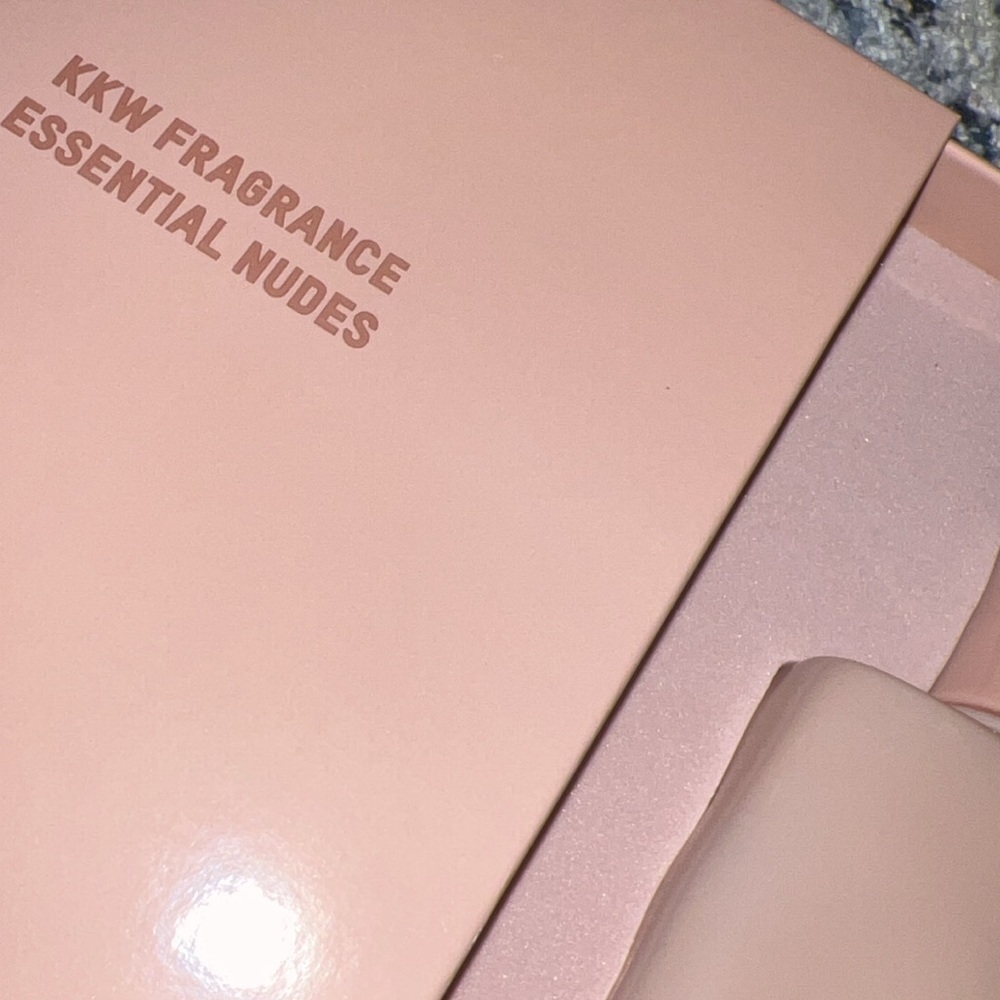 KKW BRAND NEW Nude Silk